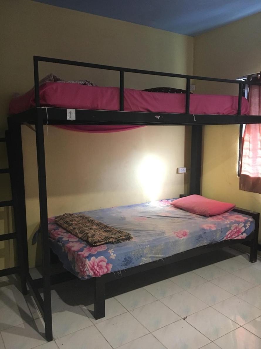 One Isra Hostel شيانغ ماي المظهر الخارجي الصورة