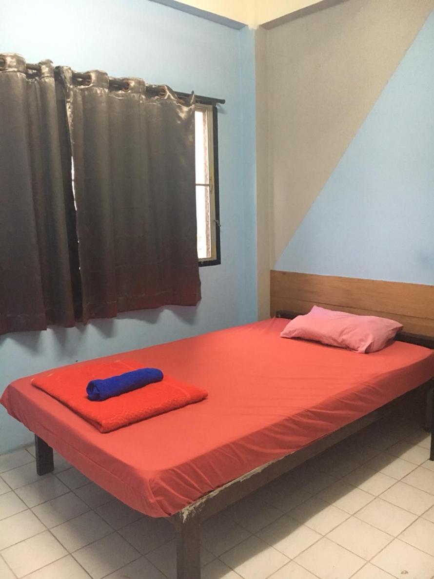 One Isra Hostel شيانغ ماي المظهر الخارجي الصورة
