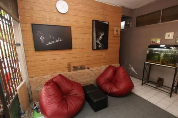 One Isra Hostel شيانغ ماي المظهر الخارجي الصورة